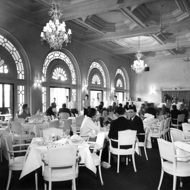 Contessa restaurant - The Phoenicia Malta history