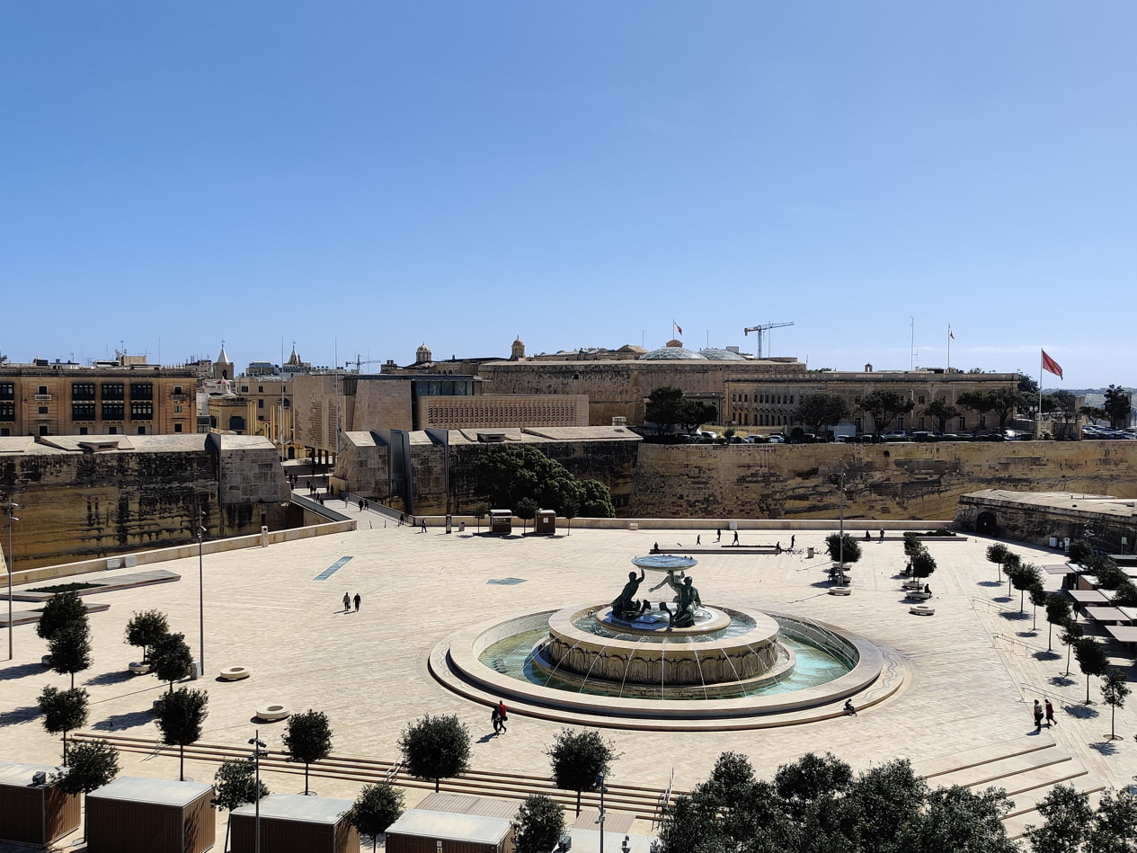 Valleta and Triton Fountain View