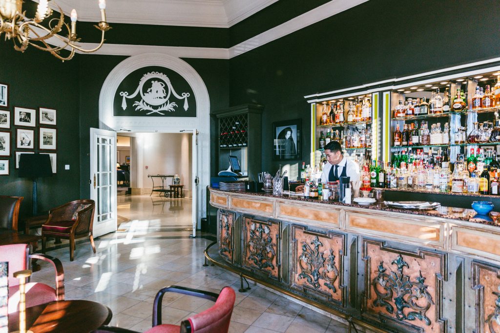 Phoenicia Club Bar